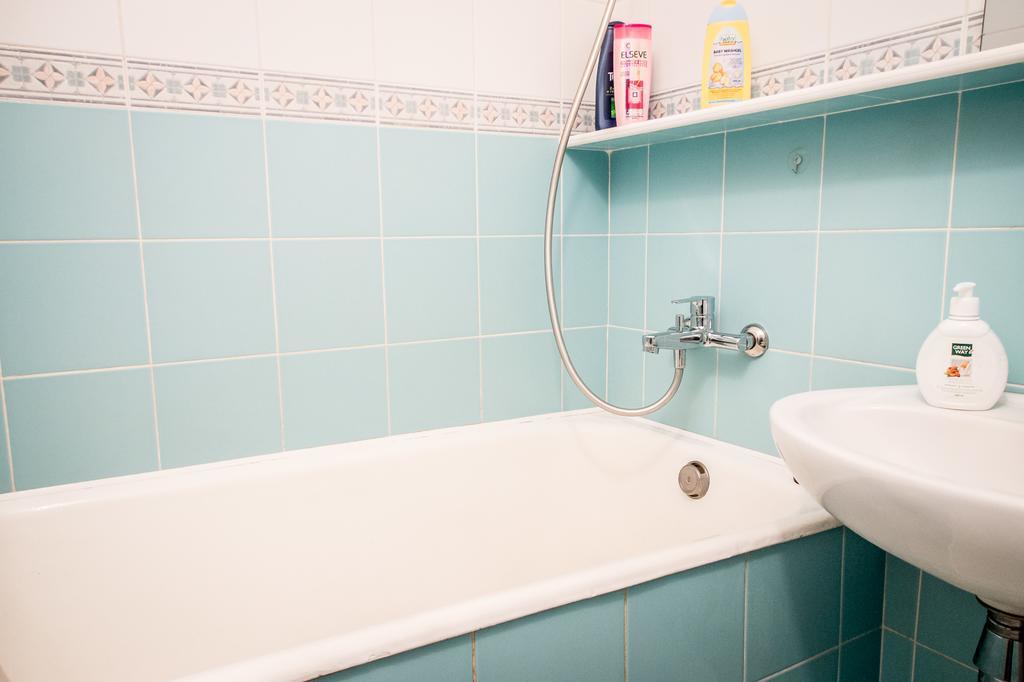 Apartment On Raisy Okipnoi 5 Kiev Bagian luar foto